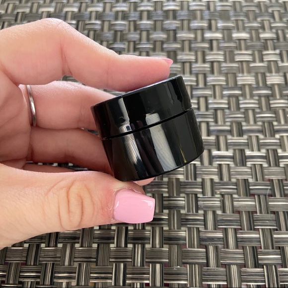 eight saints daydreamer smoothing moisturizer - Picture 2 of 2